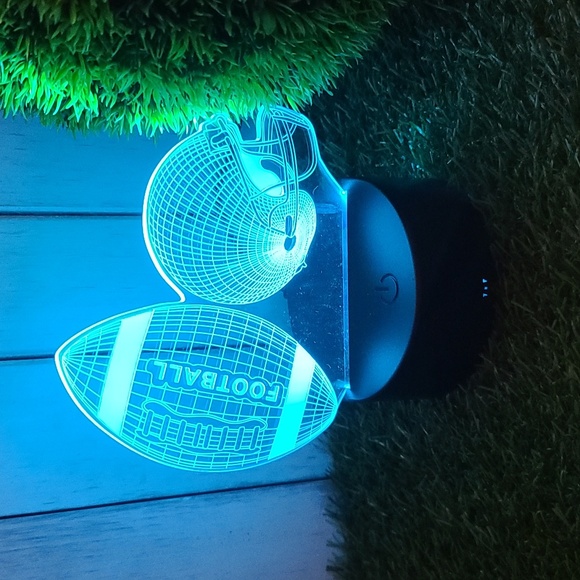 3D Football & Helmet Night Light LED color changing USB cord or battery NWT "HP" - Picture 5 of 10